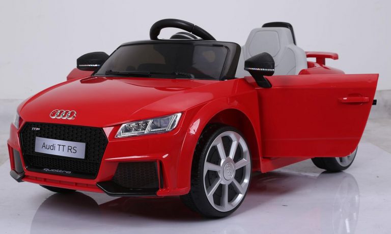 Coche eléctrico Audi TT RS para niños